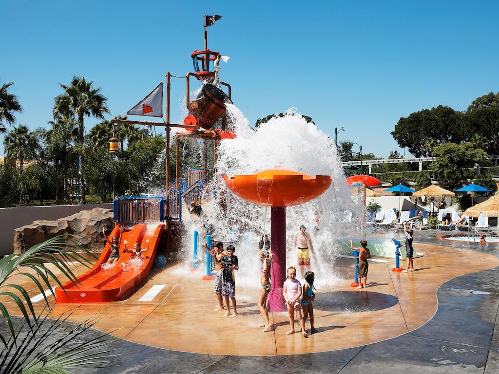 Howard Johnson By Wyndham Anaheim Hotel & Water Playground Facilidades foto